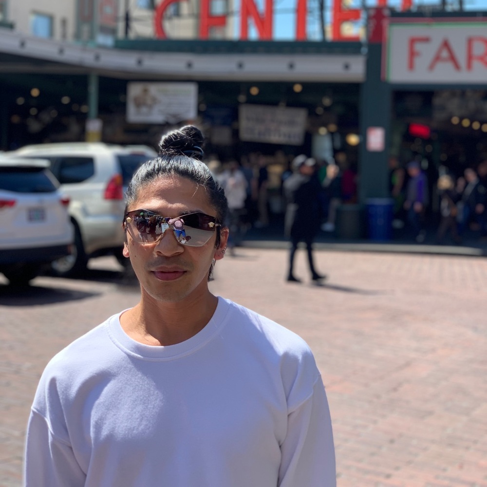 Meet your Posher, Brit